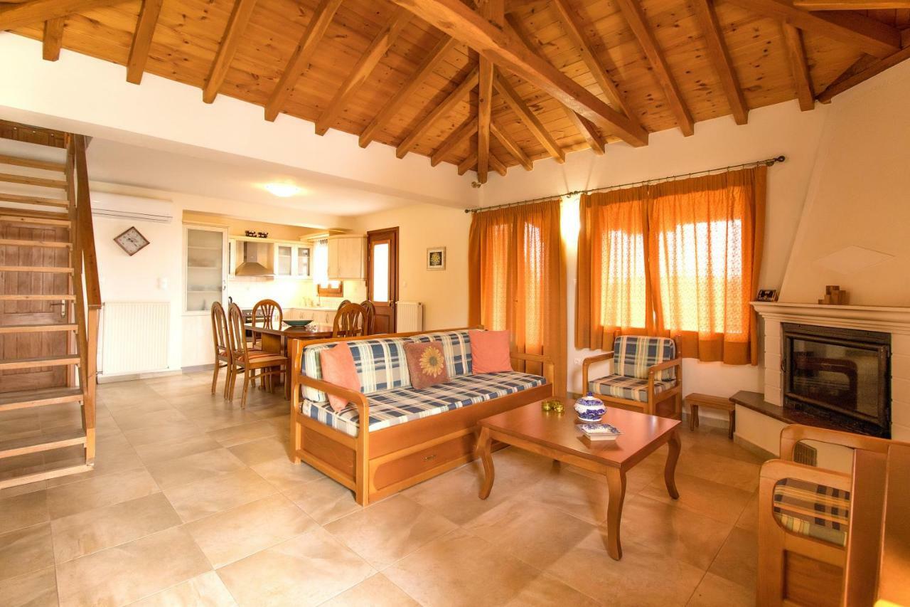 Armamento Villa Moni Evaggelistrias Luaran gambar