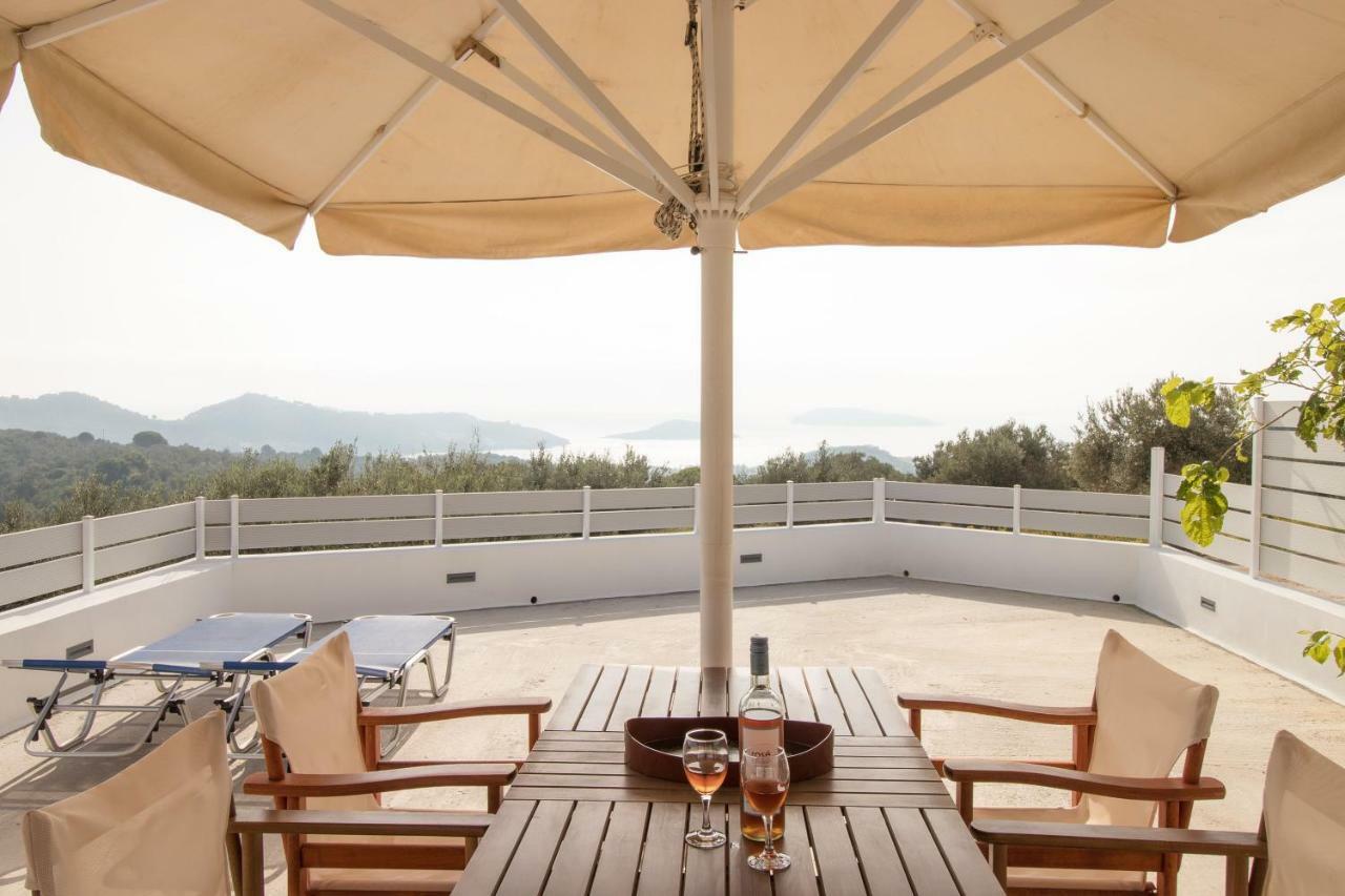 Armamento Villa Moni Evaggelistrias Luaran gambar