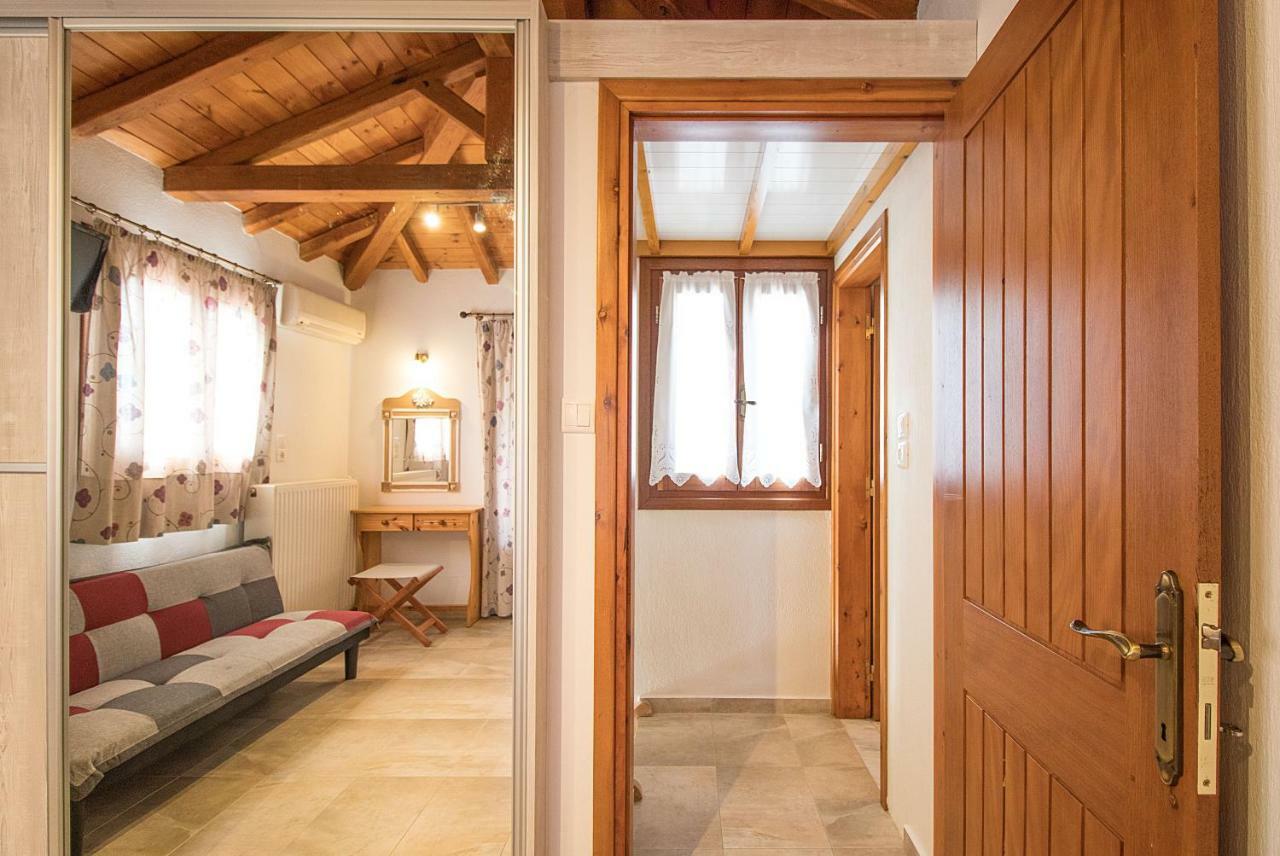 Armamento Villa Moni Evaggelistrias Luaran gambar