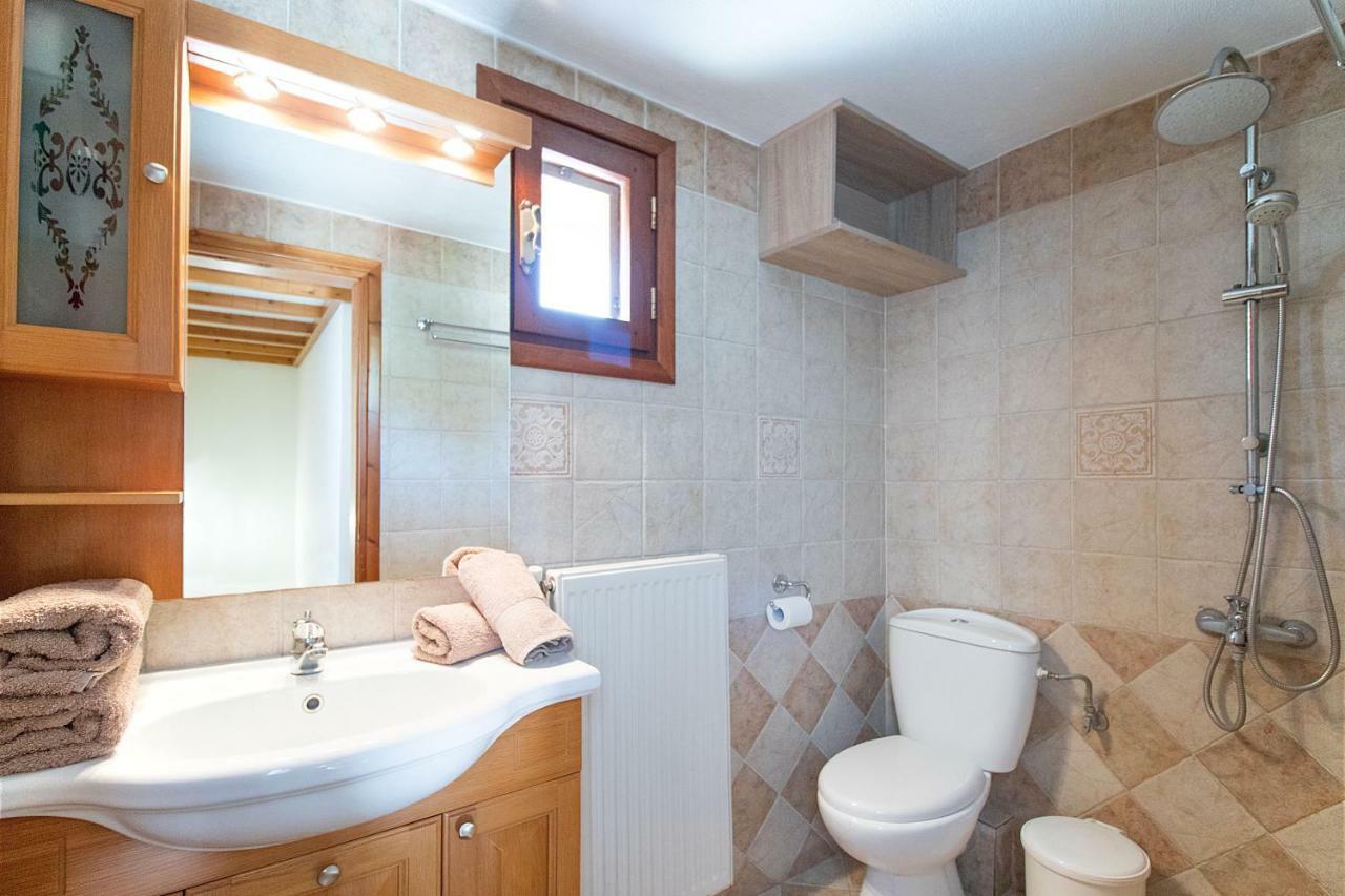 Armamento Villa Moni Evaggelistrias Luaran gambar